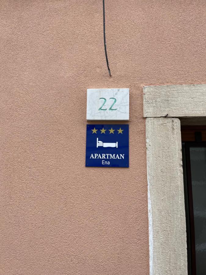 Apartment Ena Near Pula Amphitheater Пула Екстер'єр фото